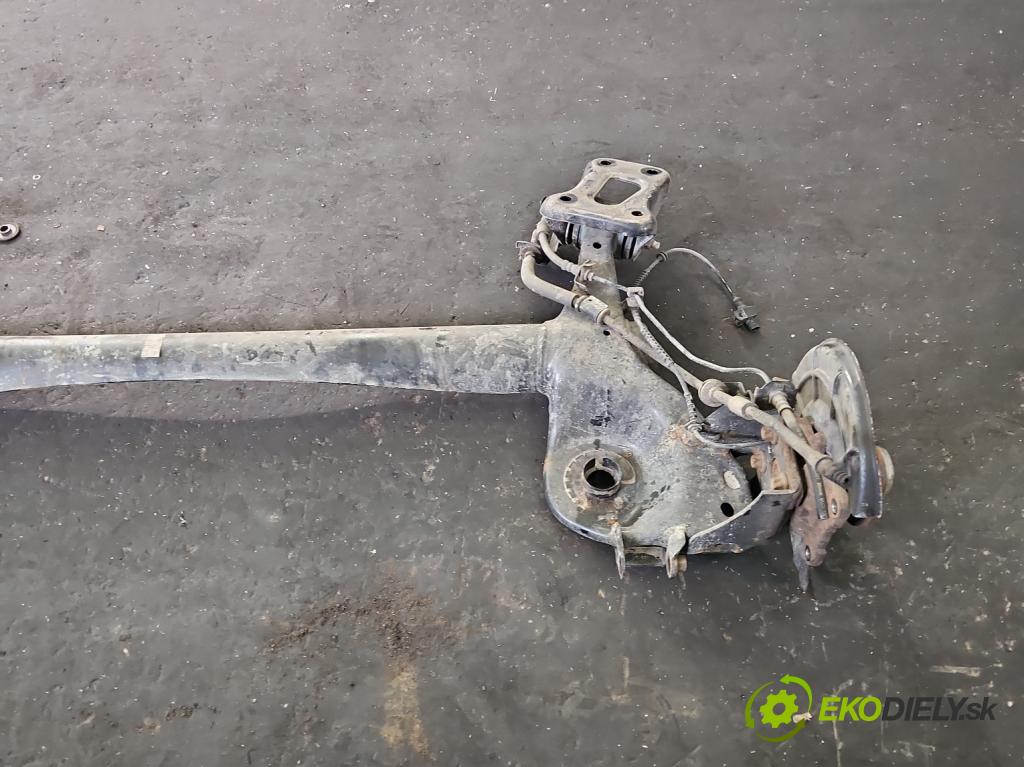 Fiat Tipo II 2015- 1.0 T (46349385) 100 hp manual 73.3 kW 999 cm3 5- zadní výztuha  (Zadní výztuha)