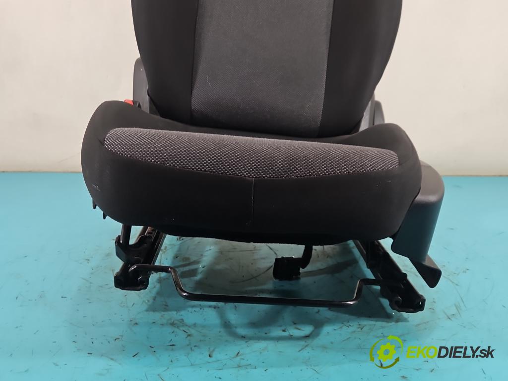 Fiat Tipo II 2015- 1.0 T (46349385) 100 HP manual 73,3 kW 999 cm3 5- Sedačka ľavý  (Sedadlo)