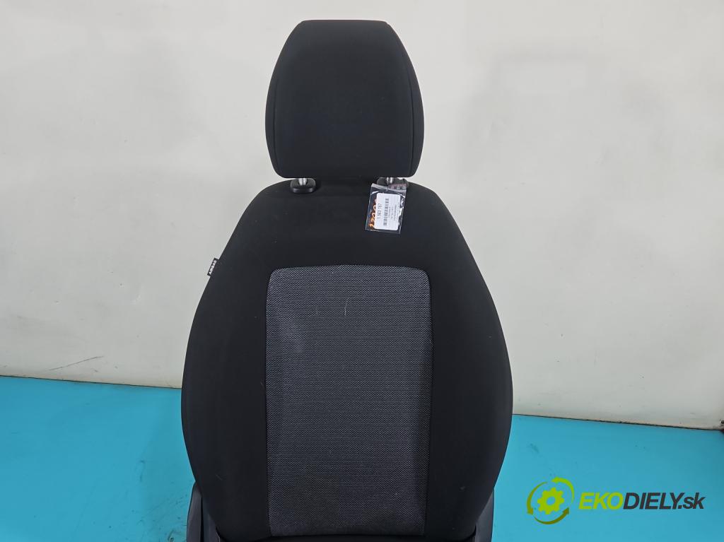 Fiat Tipo II 2015- 1.0 T (46349385) 100 HP manual 73,3 kW 999 cm3 5- Sedačka pravý (Sedadlo)