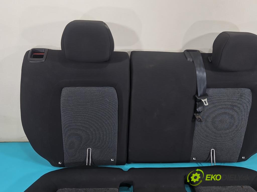 Fiat Tipo II 2015- 1.0 T (46349385) 100 HP manual 73,3 kW 999 cm3 5- Pohovka: zadné  (Sedadlo)