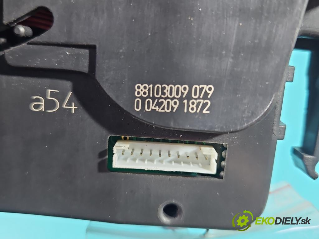 Renault Modus 1.5 dci 86 HP manual 63 kW 1461 cm3 5- prepínač stieračov 88103009079 (Prepínacie páčky pod volantom)