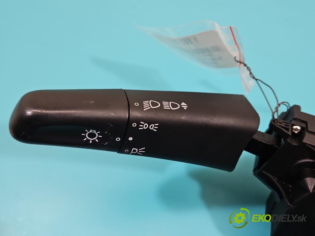 Mercedes Sprinter I 1995-2006 2,2.0 cdi 109 HP manual 80 kW 2148 cm3 5- prepínač komplex:  (Prepínacie páčky pod volantom)