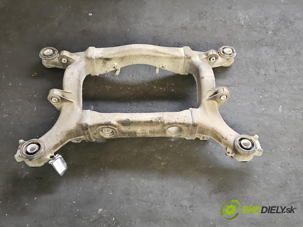 Honda Legend IV 2004-2012 3.5 V6 295KM automatic 217 kW 3471 cm3 4- zadní výztuha  (Zadní výztuha)