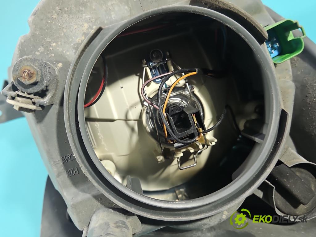 Ford Fiesta Mk6 2002-2008 1.4 tdci 68 HP manual 50 kW 1399 cm3 5- Reflektor: ľavý  (Kľučka dverí ostatné)