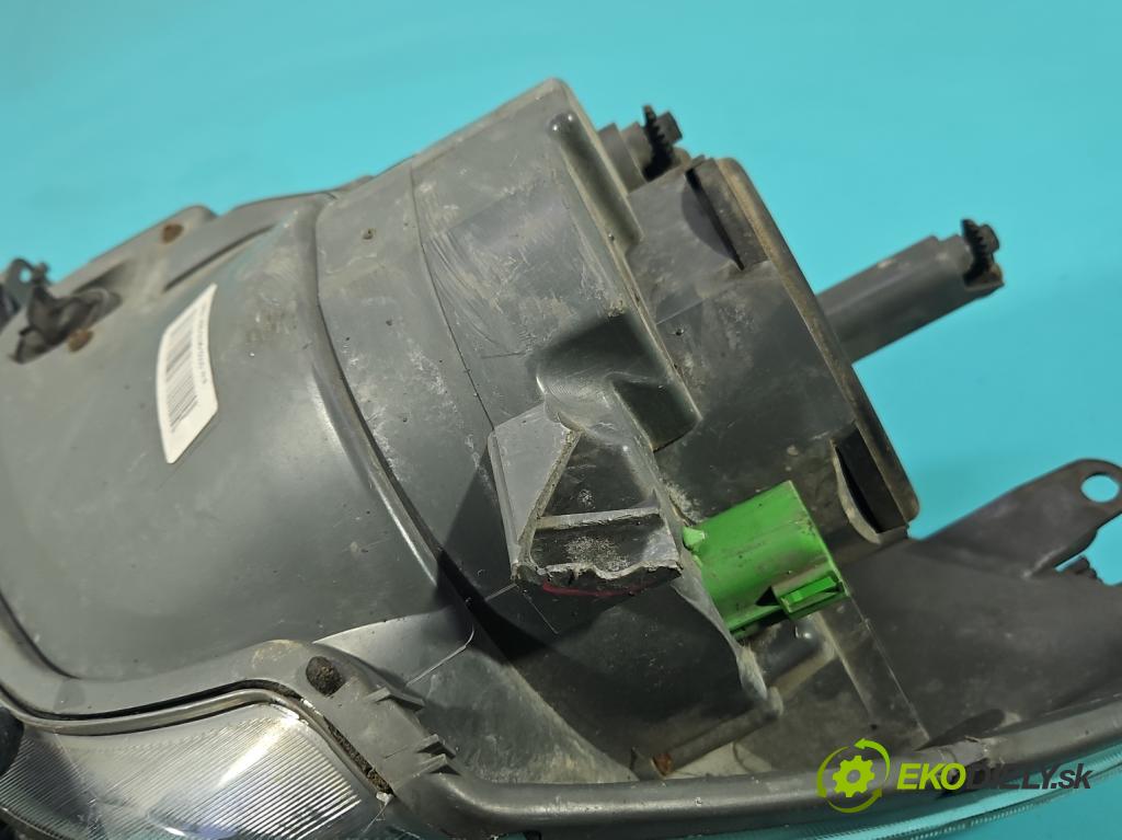 Ford Fiesta Mk6 2002-2008 1.4 tdci 68 HP manual 50 kW 1399 cm3 5- Reflektor: pravý 0301224302 (Svetlo predné pravé)