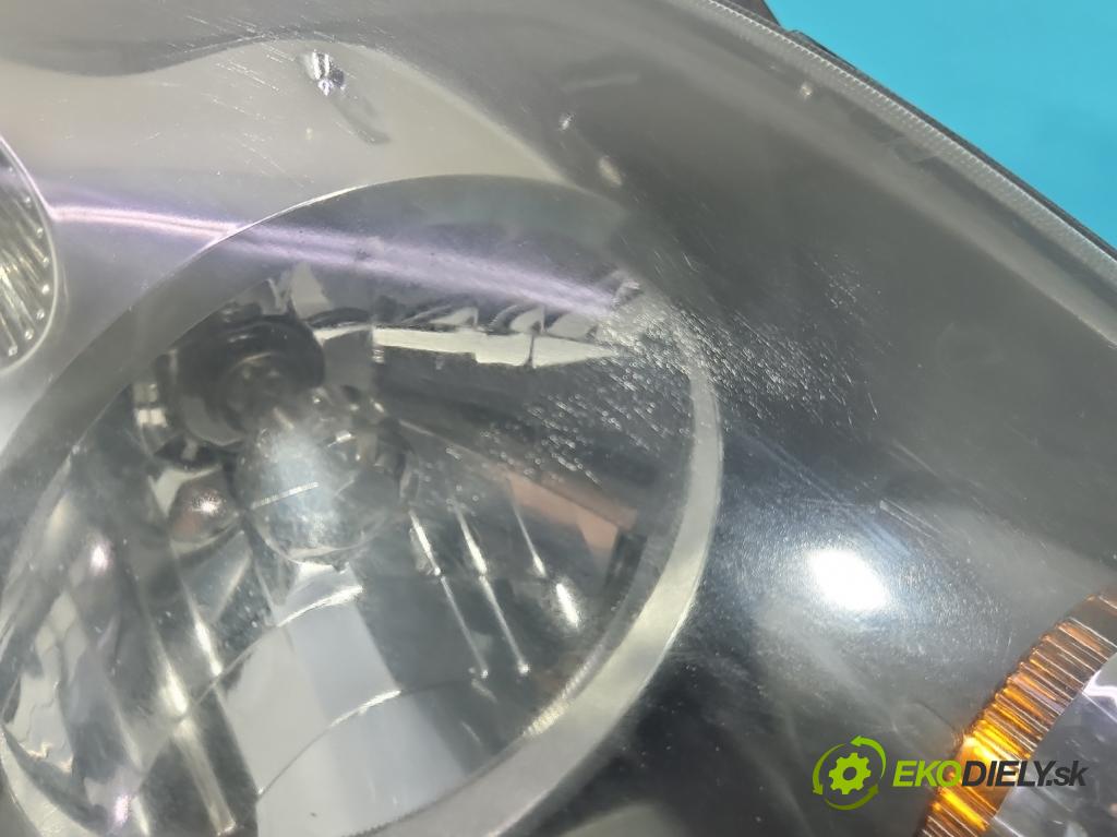 Ford Fiesta Mk6 2002-2008 1.4 tdci 68 HP manual 50 kW 1399 cm3 5- Reflektor: pravý 0301224302 (Svetlo predné pravé)