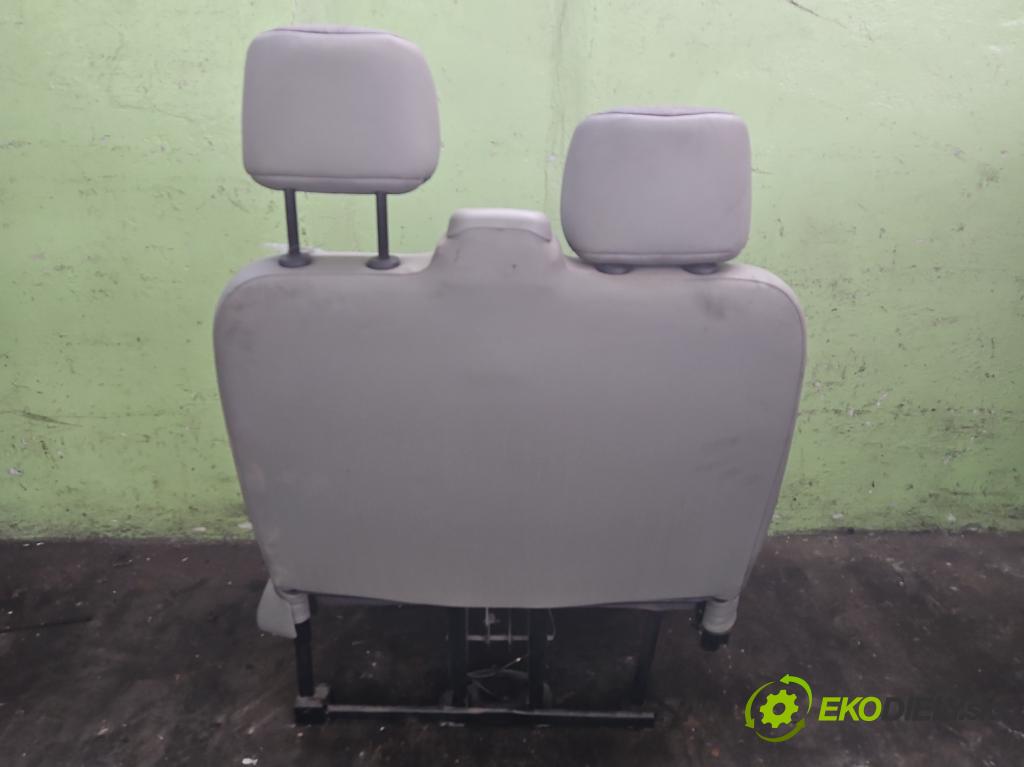 Renault Trafic II 2001-2014 1.9 dci 82 HP manual 60 kW 1870 cm3 5- Sedačka pravý  (Sedadlo)