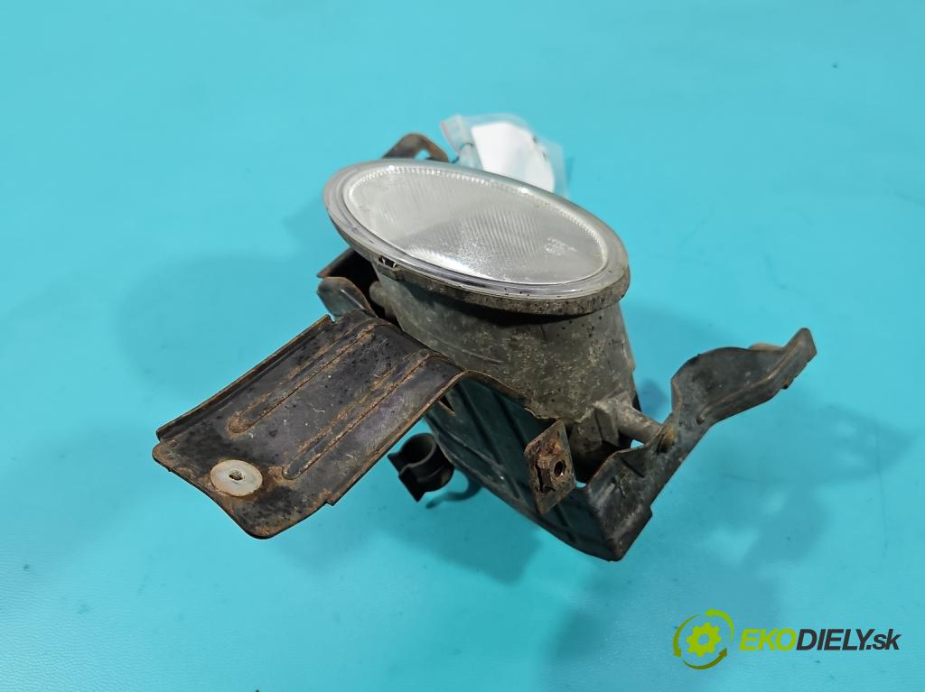 Honda Legend IV 2004-2012 3.5 V6 295KM automatic 217 kW 3471 cm3 4- Halogen pravý  (Klika dveří ostatní)