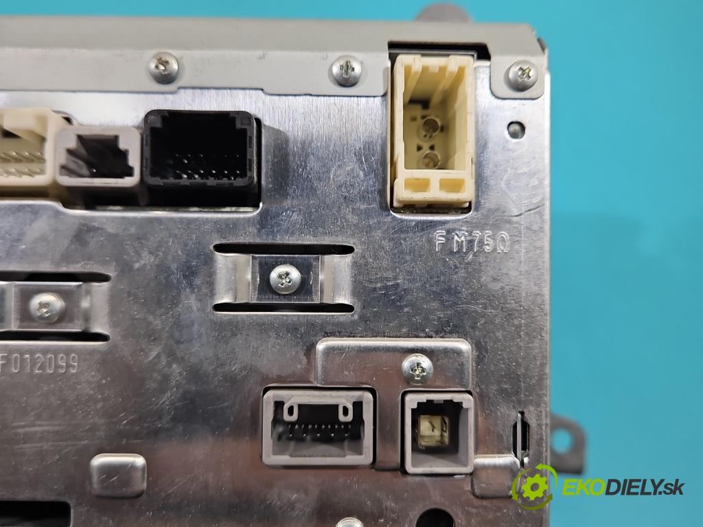 Toyota Avensis III T27 2009-2018 2.2 D-CAT 150 HP automatic 110 kW 2231 cm3 5- Radio originál 86113-60V640