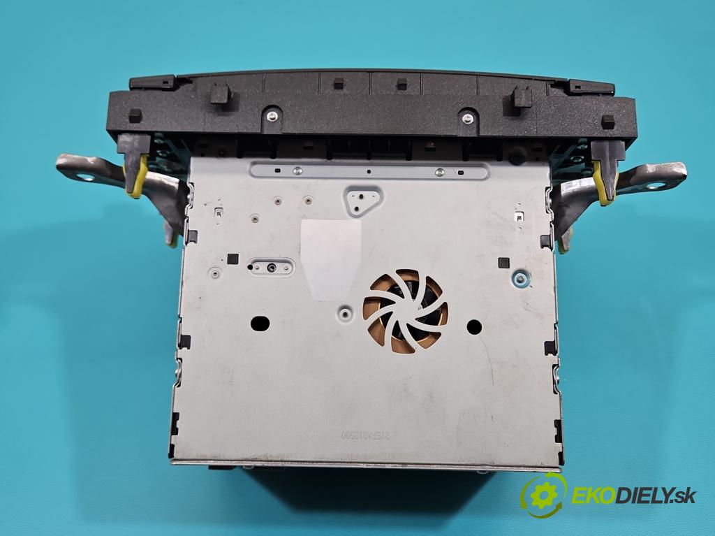 Toyota Avensis III T27 2009-2018 2.2 D-CAT 150 HP automatic 110 kW 2231 cm3 5- Radio originál 86113-60V640