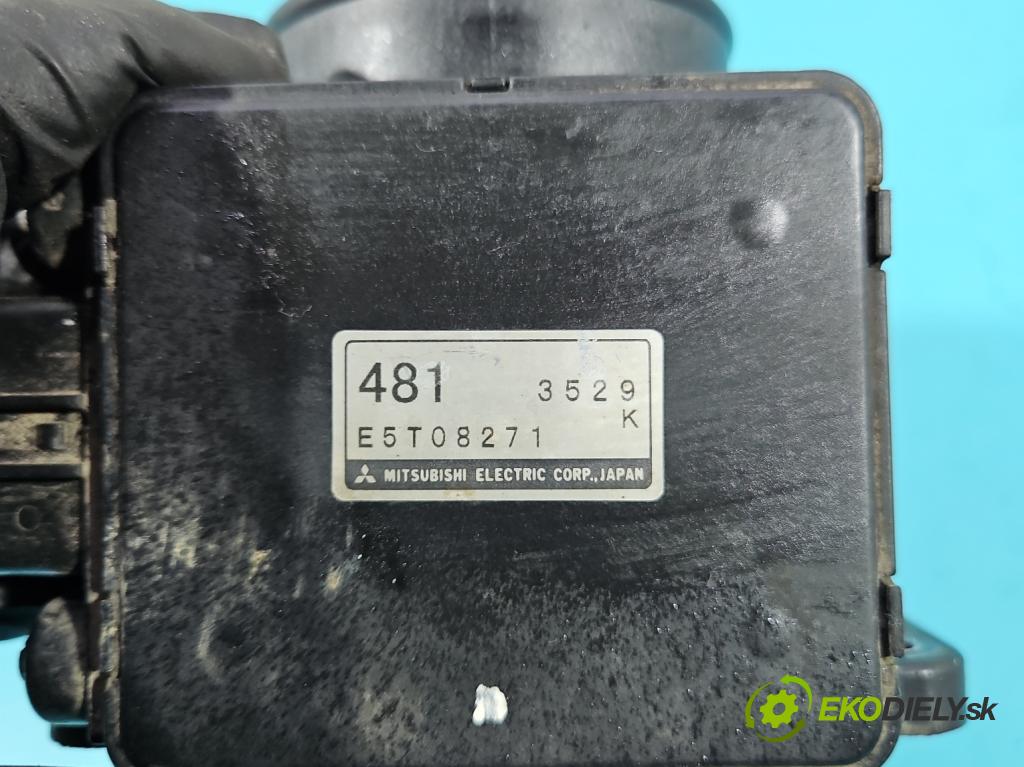 Mitsubishi Outlander I 2003-2006 2.0 16V 136 HP manual 100 kW 1997 cm3 5- průtokoměr: E5T08271 (Váha vzduchu)