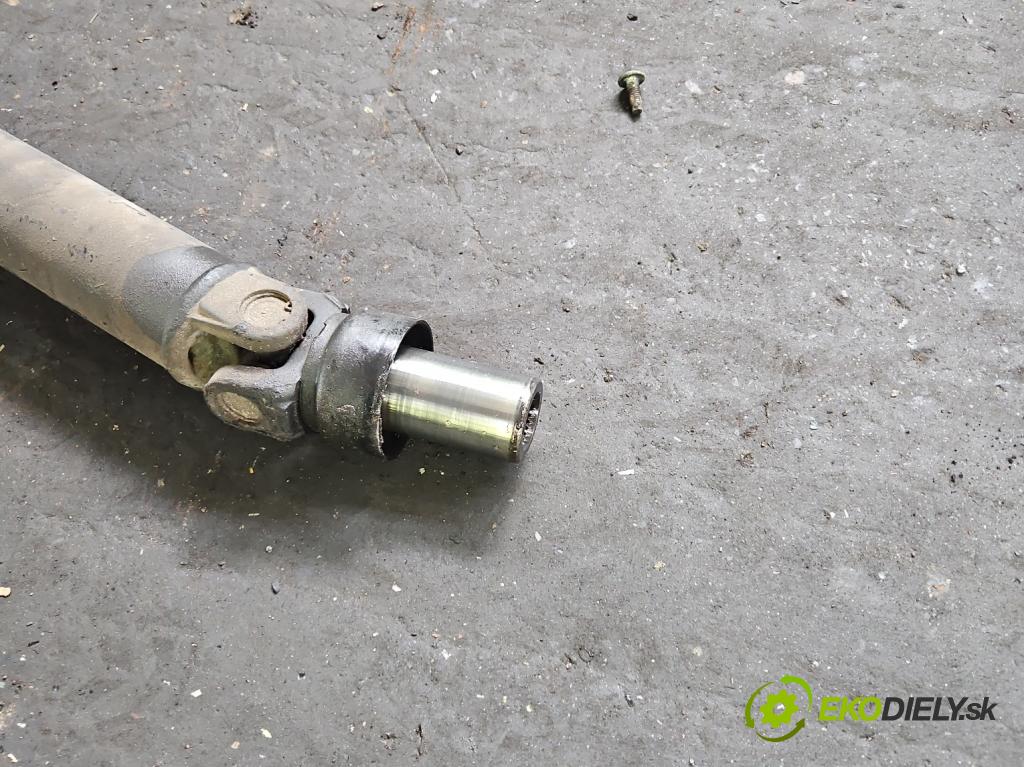 Mitsubishi Outlander I 2003-2006 2.0 16V 136 HP manual 100 kW 1997 cm3 5- Hřídel: zadné  (Kardaňový hriadeľ)