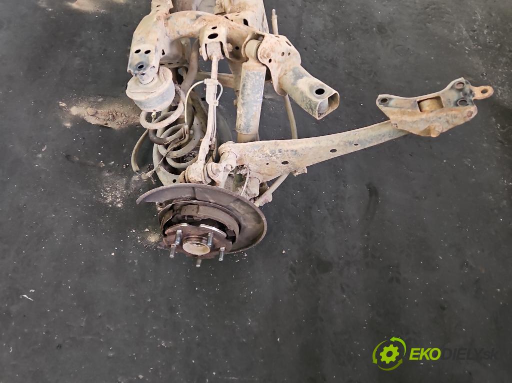 Toyota Rav4 III 2005-2012 2.2 D-CAT 177 hp manual 130 kW 2231 cm3 5- zadní výztuha  (Zadní výztuha)