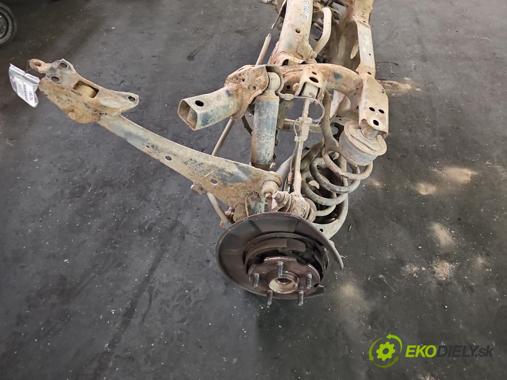 Toyota Rav4 III 2005-2012 2.2 D-CAT 177 hp manual 130 kW 2231 cm3 5- zadní výztuha  (Zadní výztuha)