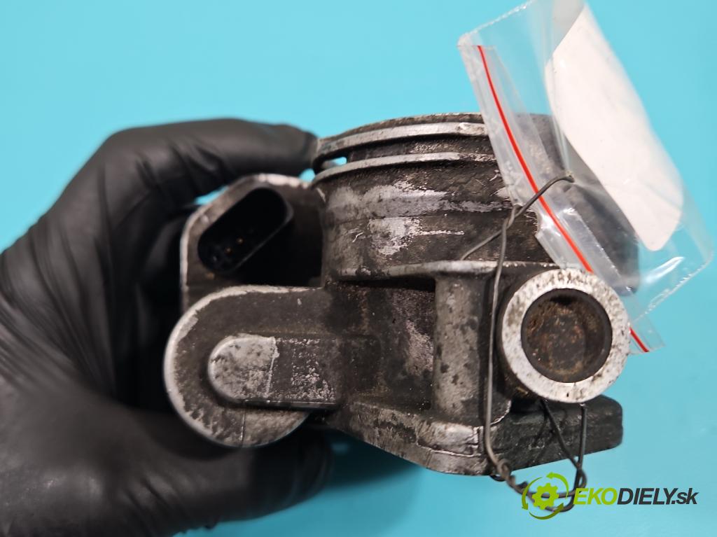 Mitsubishi Outlander II 2006-2013 2.0 DI-D 140 HP manual 103 kW 1968 cm3 5- klapka 038128063L (Škrtiaca klapka)