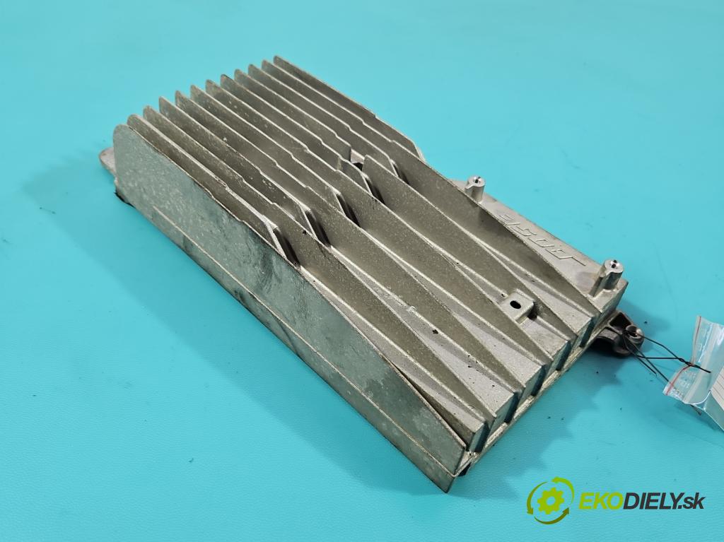 Honda Legend IV 2004-2012 3.5 V6 295KM automatic 217 kW 3471 cm3 4- Zesilovač: 39186-SJA-E01 (Zesilovač)