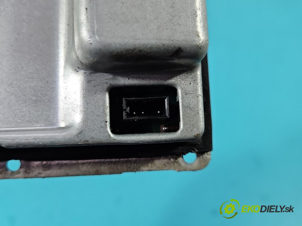 Citroen C8 2002-2014 2.0 hdi 136 HP manual 100 kW 1997 cm3 5- střídač: xenon 89030461 (Riadiaca jednotka xenónu)