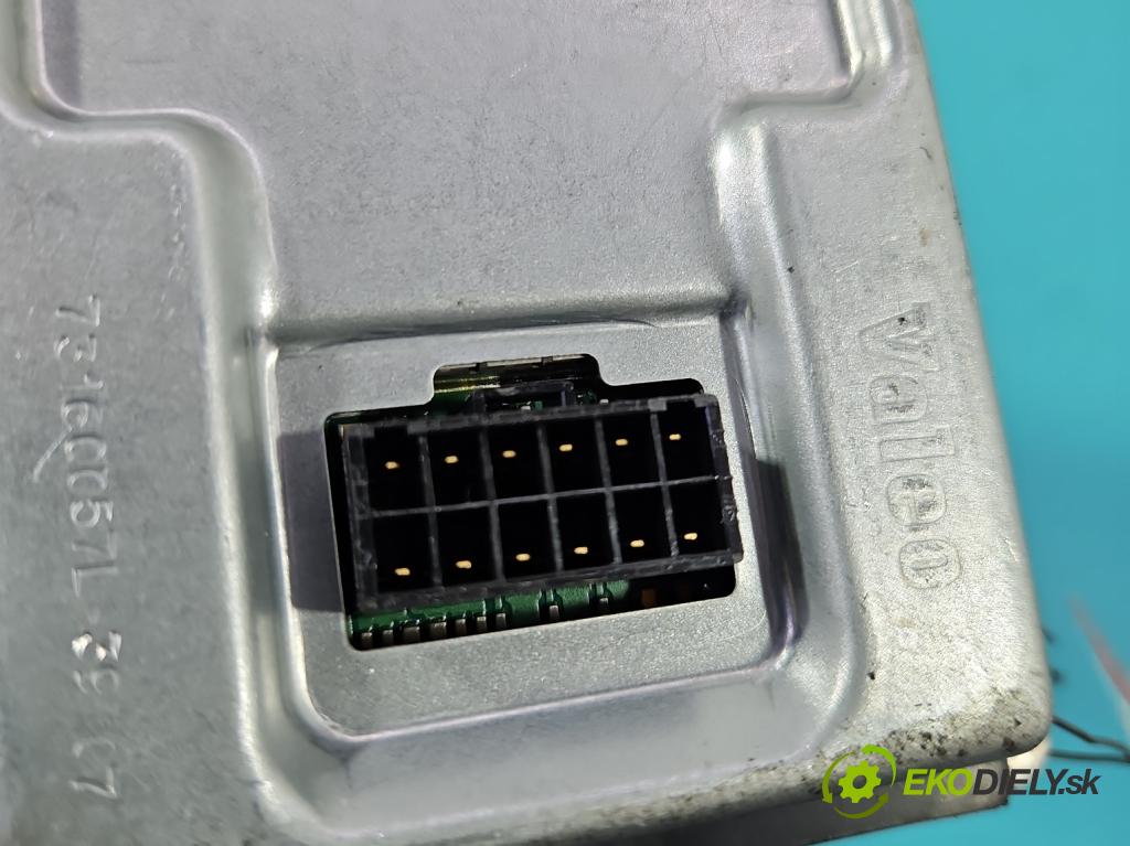 Citroen C8 2002-2014 2.0 hdi 136 HP manual 100 kW 1997 cm3 5- střídač: xenon 73160057L (Riadiaca jednotka xenónu)