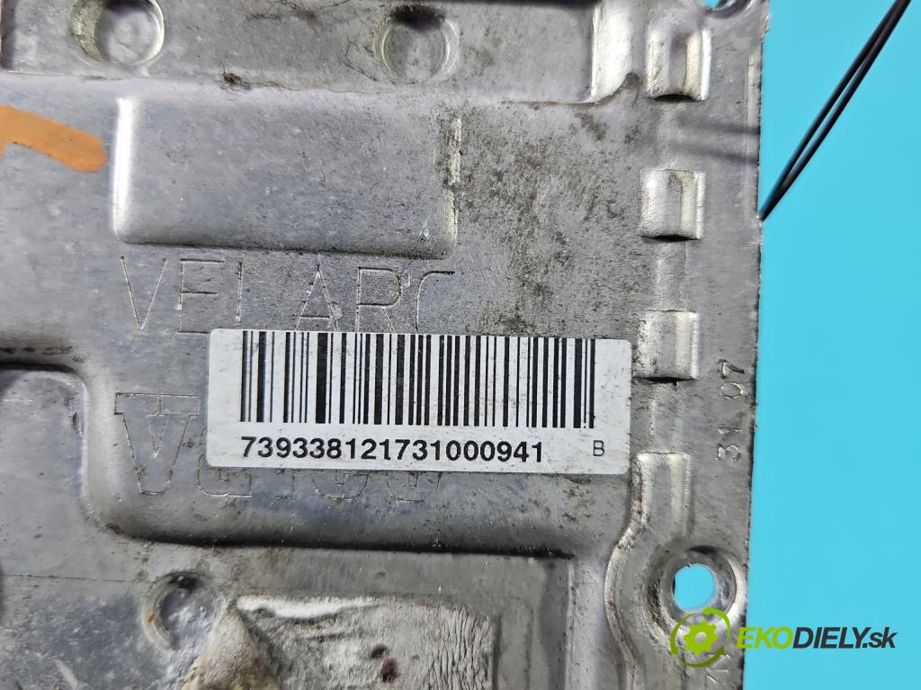 Citroen C8 2002-2014 2.0 hdi 136 HP manual 100 kW 1997 cm3 5- střídač: xenon 73160057L (Riadiaca jednotka xenónu)