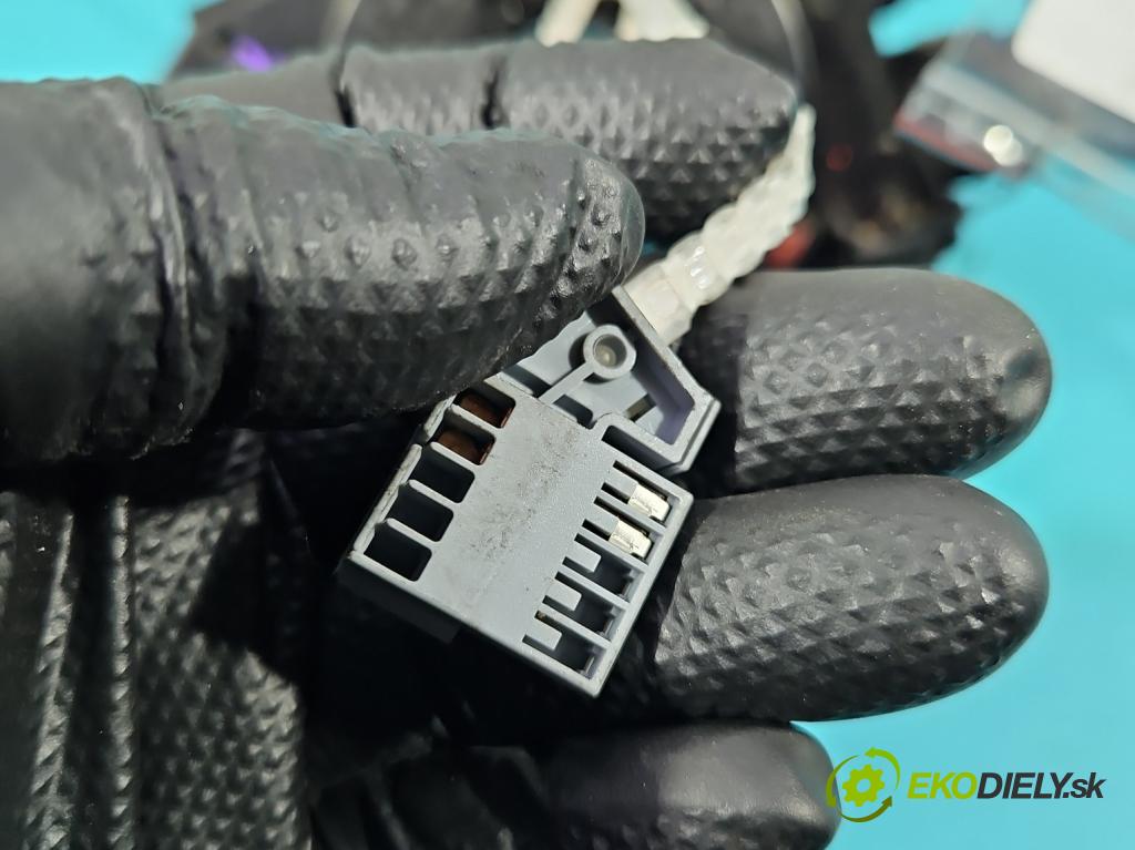 Citroen C8 2002-2014 2.0 hdi 136 HP manual 100 kW 1997 cm3 5- prepínač komplex: 96642623XT (Prepínacie páčky pod volantom)