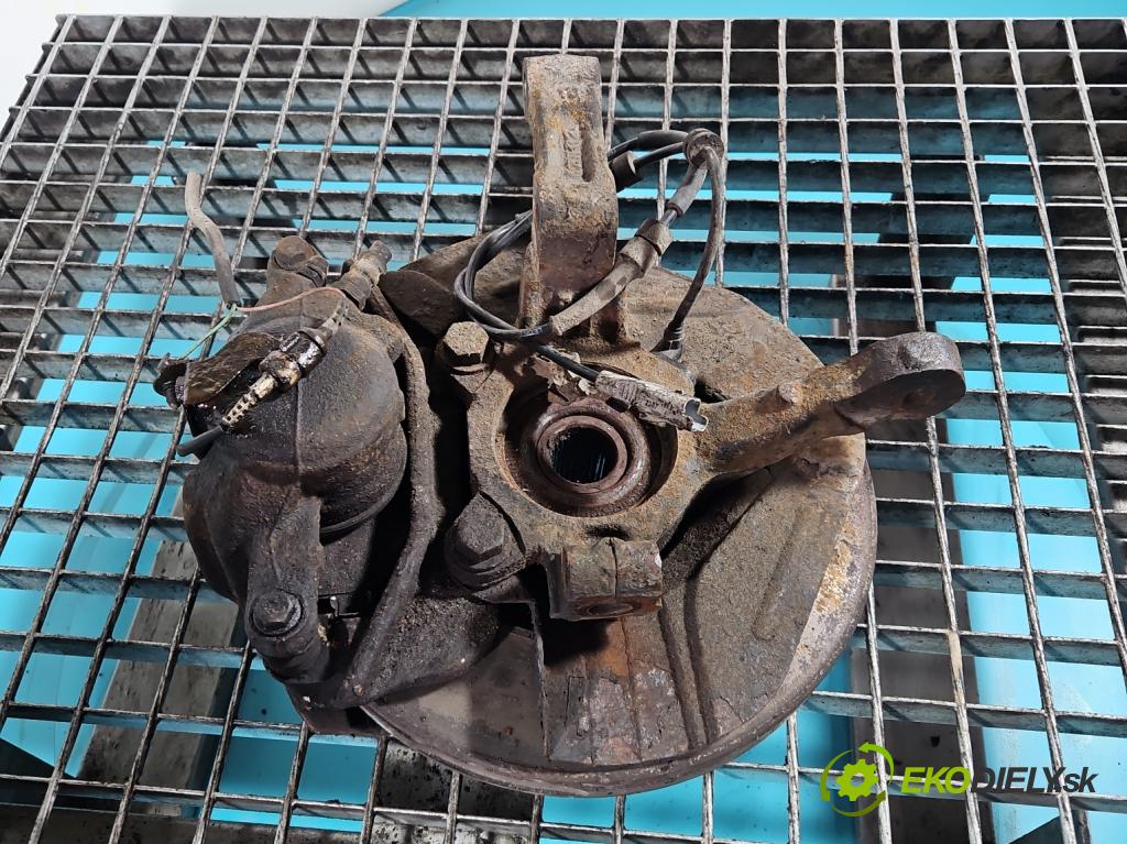 Citroen C8 2002-2014 2.0 hdi 136hp manual 100 kW 1997 cm3 5- náboj pravé  (Náboj kola)