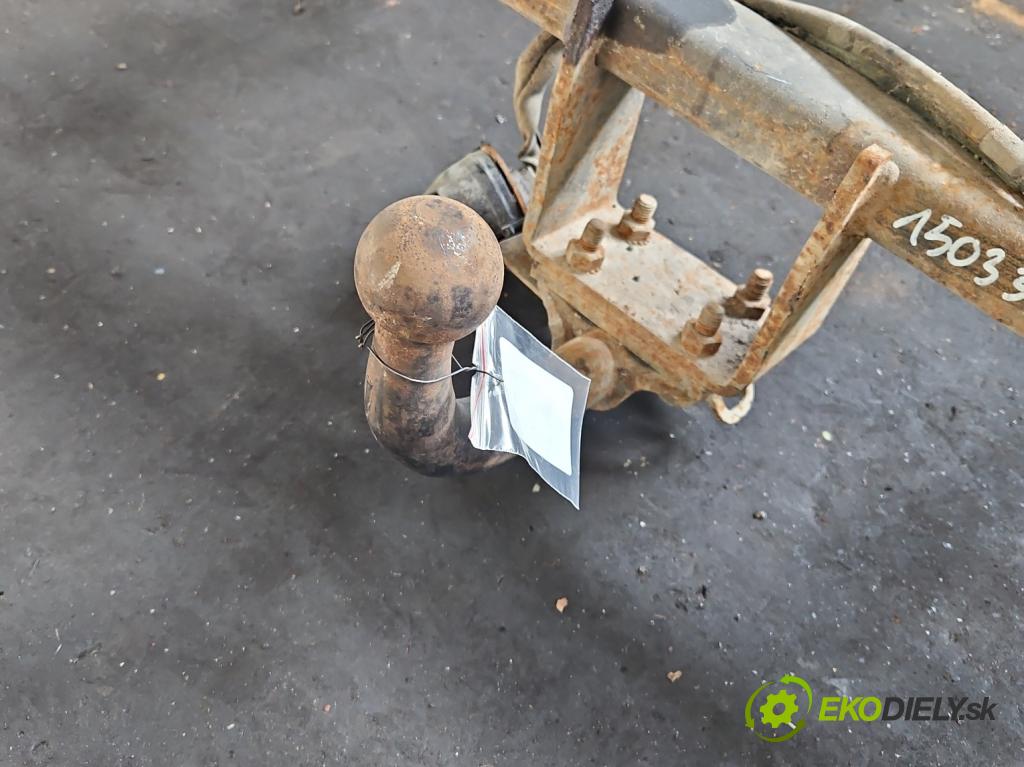 Citroen C8 2002-2014 2.0 hdi 136 HP manual 100 kW 1997 cm3 5- Hák: vlečení:  (Ťažné zariadenie)