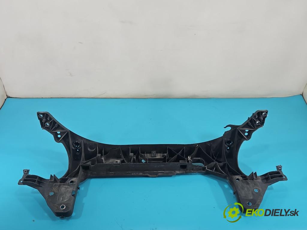 Renault Modus 1.5 dci 86 hp manual 63 kW 1461 cm3 5- stěna přední 8200224763L (Přední výztuha)