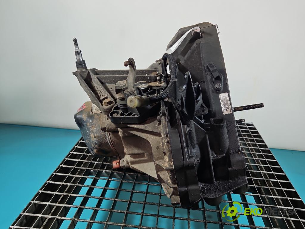 Renault Modus 1.5 dci 86 hp manual 63 kW 1461 cm3 5- převodovka stupňová manual JR5124