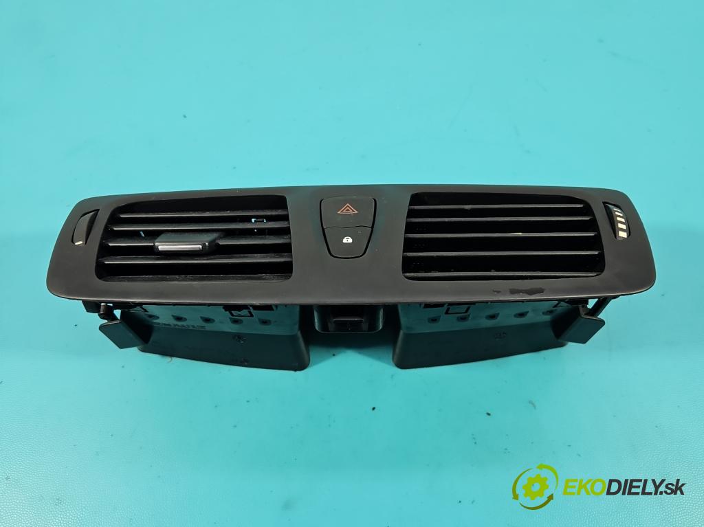 Renault Megane III 2008-2016 1.5 dci 110 HP manual 81 kW 1461 cm3 5- Mřížka: kúrenia stredová  (Mriežka kúrenia (fukár))