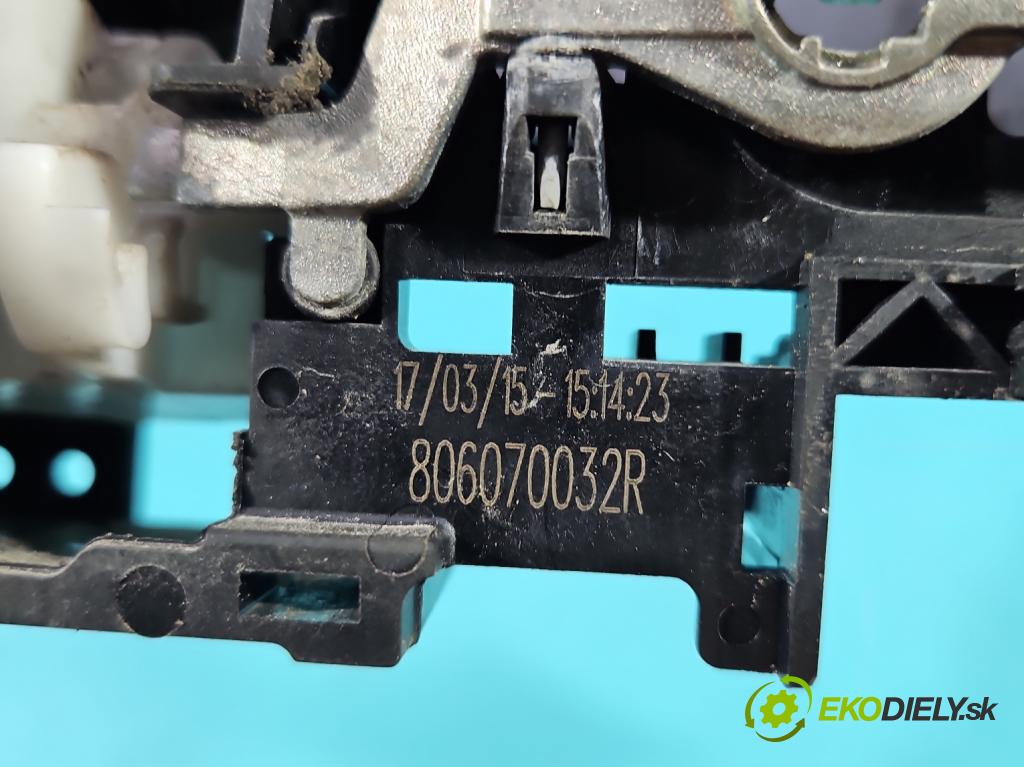 Renault Megane III 2008-2016 1.5 dci 110 HP manual 81 kW 1461 cm3 5- rukoväť predné ľavé mimo: 806070032R (Kľučka dverí vonkajšia predná ľavá)
