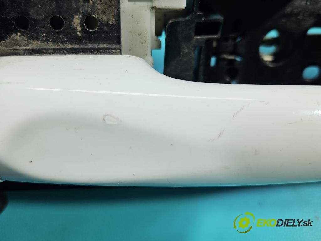 Renault Megane III 2008-2016 1.5 dci 110 HP manual 81 kW 1461 cm3 5- rukoväť predné ľavé mimo: 806070032R (Kľučka dverí vonkajšia predná ľavá)