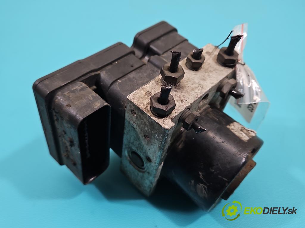 Ford Fiesta Mk6 2002-2008 1.4 tdci 68 HP manual 50 kW 1399 cm3 5- čerpadlo abs D461-437A0-A (Pumpa ABS)