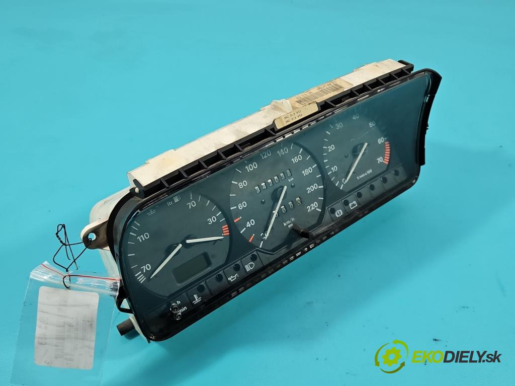 Vw Passat B4 1993-1997 1.8 90 HP manual 66 kW 1781 cm3 5- prístrojovka/ budíky 3A0919033 (Prístrojová doska)