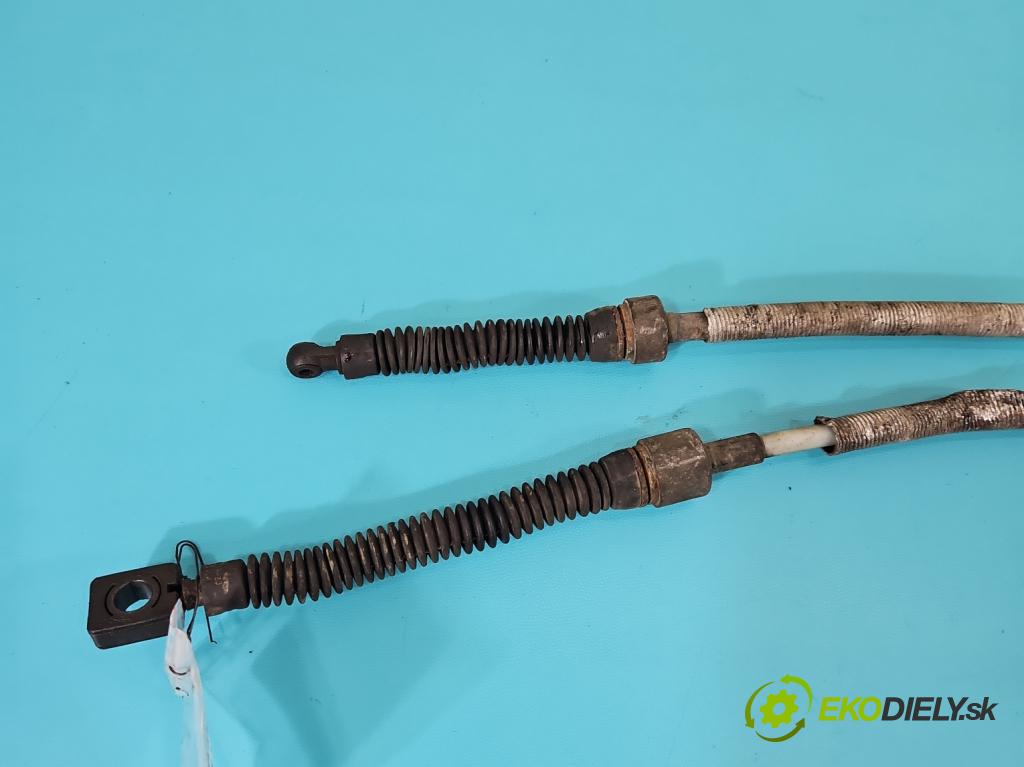 Vw Passat B4 1993-1997 1.8 90 HP manual 66 kW 1781 cm3 5- Páka: Změny: stupeň,rýchlosť  (Rýchlostná páka (kulisa))