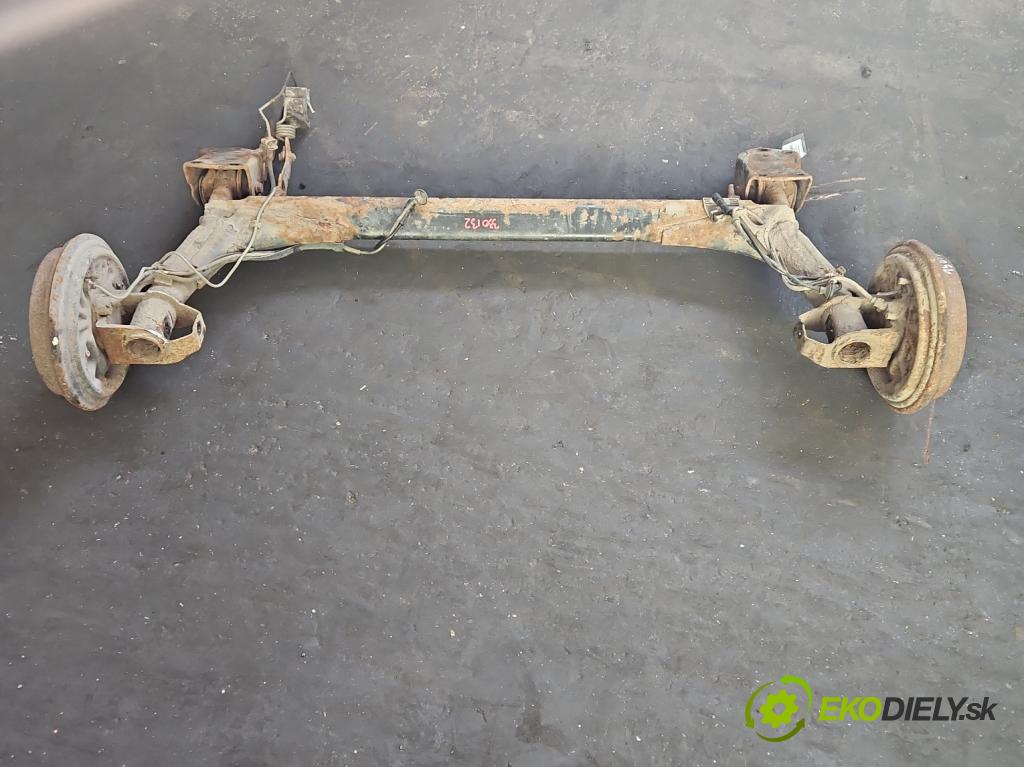 Vw Passat B4 1993-1997 1.8 90 hp manual 66 kW 1781 cm3 5- zadní výztuha  (Zadní výztuha)