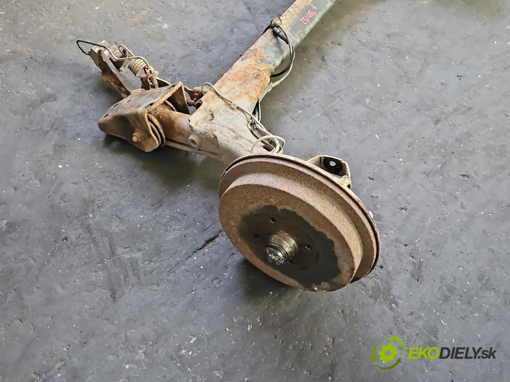 Vw Passat B4 1993-1997 1.8 90 hp manual 66 kW 1781 cm3 5- zadní výztuha  (Zadní výztuha)