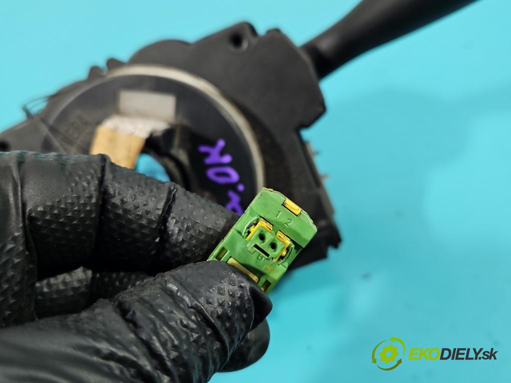 Peugeot 206 1.1 8V 60 HP manual 44 kW 1124 cm3 5- prepínač komplex: 96511183XT (Prepínacie páčky pod volantom)