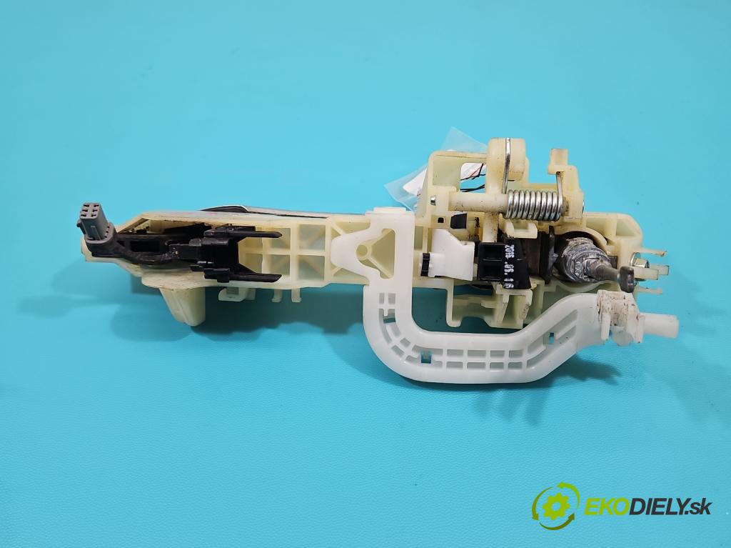 Kia Sorento III 2014-2020 2.0 crdi 185 HP automatic 136 kW 1999 cm3 5- rukoväť predné ľavé mimo:  (Kľučka dverí vonkajšia predná ľavá)