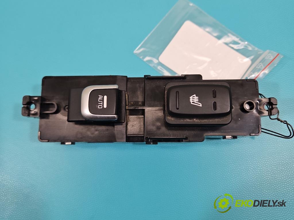 Kia Sorento III 2014-2020 2.0 crdi 185 hp automatic 136 kW 1999 cm3 5- Přepínač oken zpětných zrcátek 93580-C5110WK