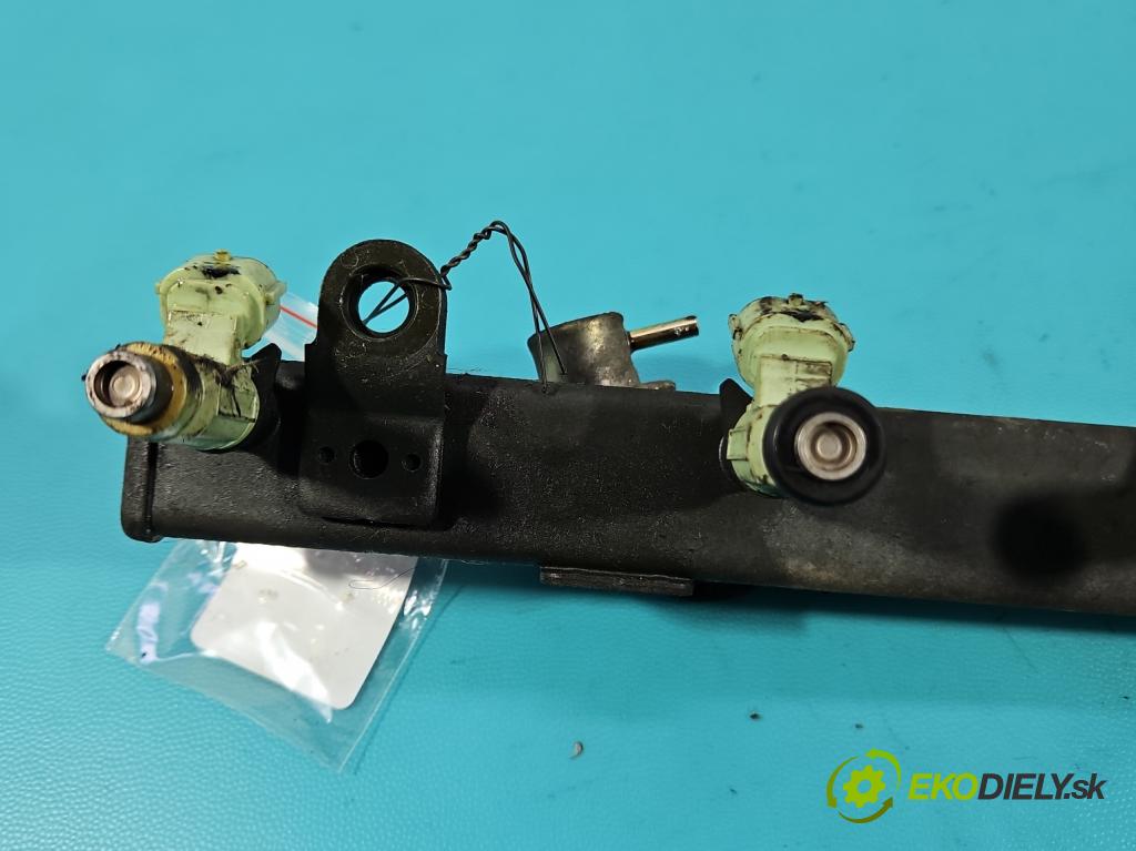 Mitsubishi Outlander I 2003-2006 2.0 16V 136 HP manual 100 kW 1997 cm3 5- vstrek 200035A (Vstrekovač paliva)