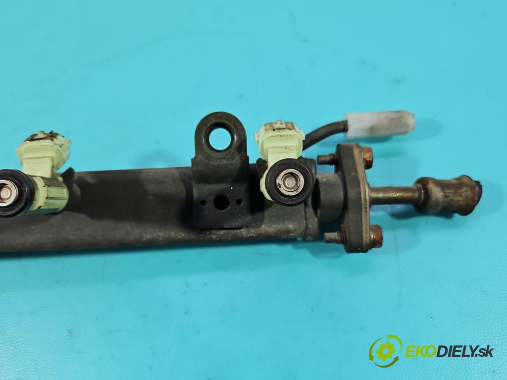 Mitsubishi Outlander I 2003-2006 2.0 16V 136 HP manual 100 kW 1997 cm3 5- vstrek 200035A (Vstrekovač paliva)