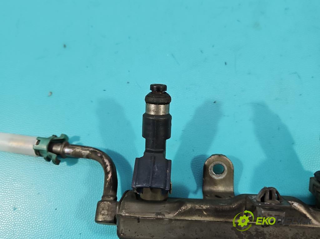 Honda Legend IV 2004-2012 3.5 V6 295HP automatic 217 kW 3471 cm3 4- vstrek 045172110 (Vstrekovač paliva)