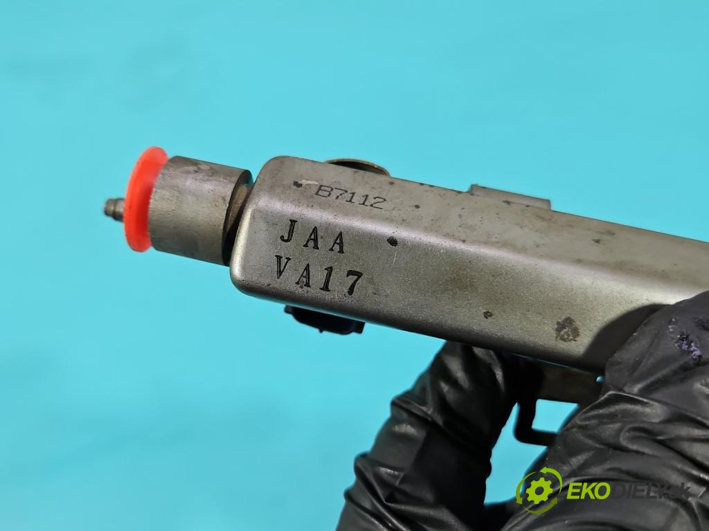 Honda Legend IV 2004-2012 3.5 V6 295HP automatic 217 kW 3471 cm3 4- vstrek  (Vstrekovač paliva)