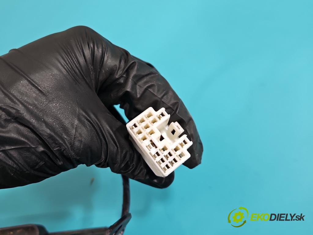 Jeep Grand Cherokee WK2 IV 2010-2021 3.0 CRD 241KM automatic 177 kW 2987 cm3 5- operadlo C01347009BL (Lakťová opierka)