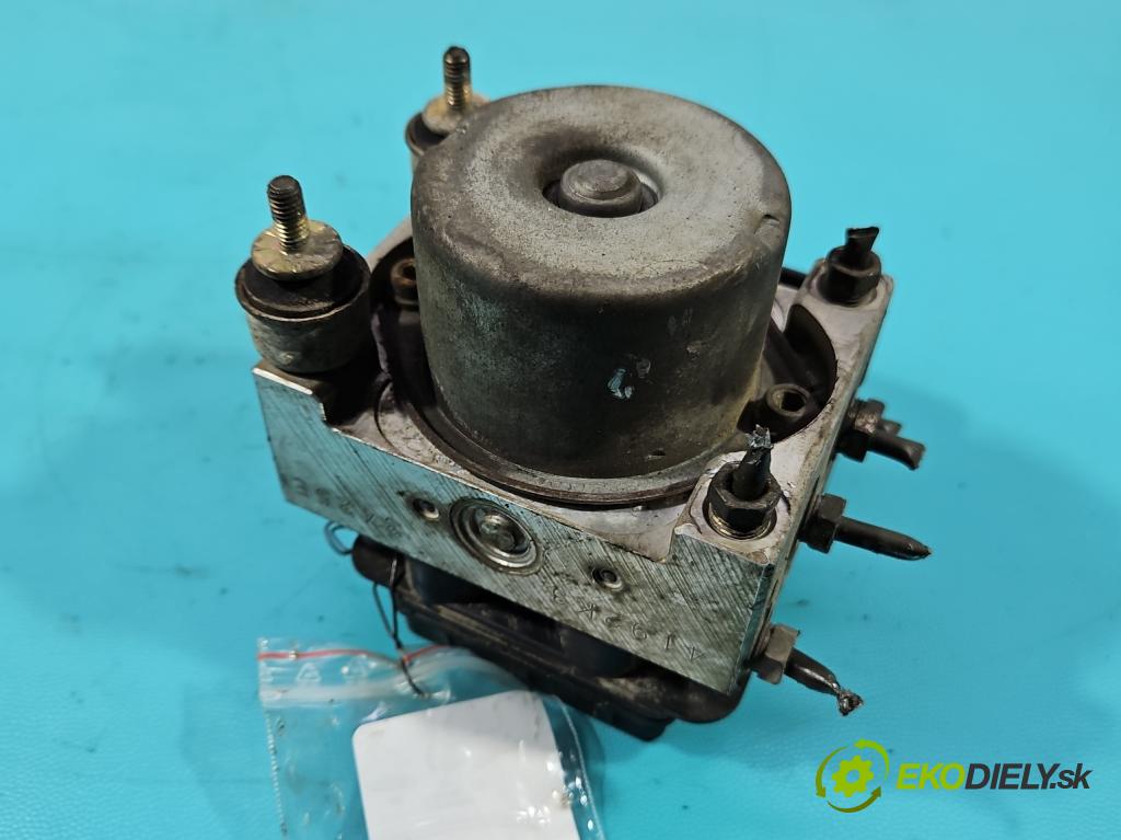 Mitsubishi Outlander I 2003-2006 2.0 16V 136 HP manual 100 kW 1997 cm3 5- čerpadlo abs MB4-4WDE-3528-1 (Pumpa ABS)