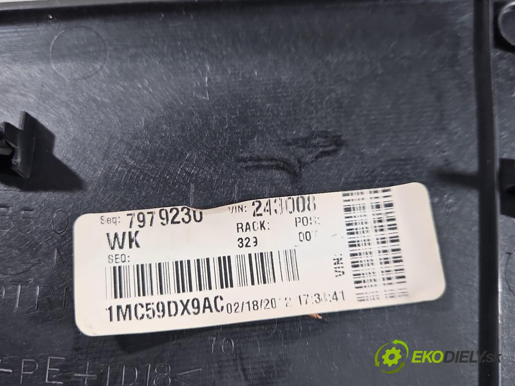 Jeep Grand Cherokee WK2 IV 2010-2021 3.0 CRD 241KM automatic 177 kW 2987 cm3 5- kryt plast 1MC59DX9AC