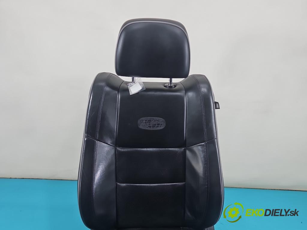 Jeep Grand Cherokee WK2 IV 2010-2021 3.0 CRD 241KM automatic 177 kW 2987 cm3 5- Sedačka ľavý  (Sedadlo)