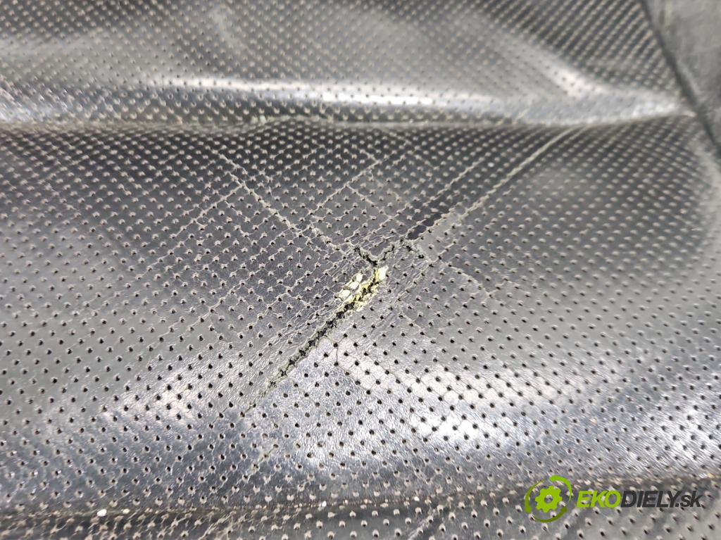 Jeep Grand Cherokee WK2 IV 2010-2021 3.0 CRD 241KM automatic 177 kW 2987 cm3 5- Sedačka ľavý  (Sedadlo)