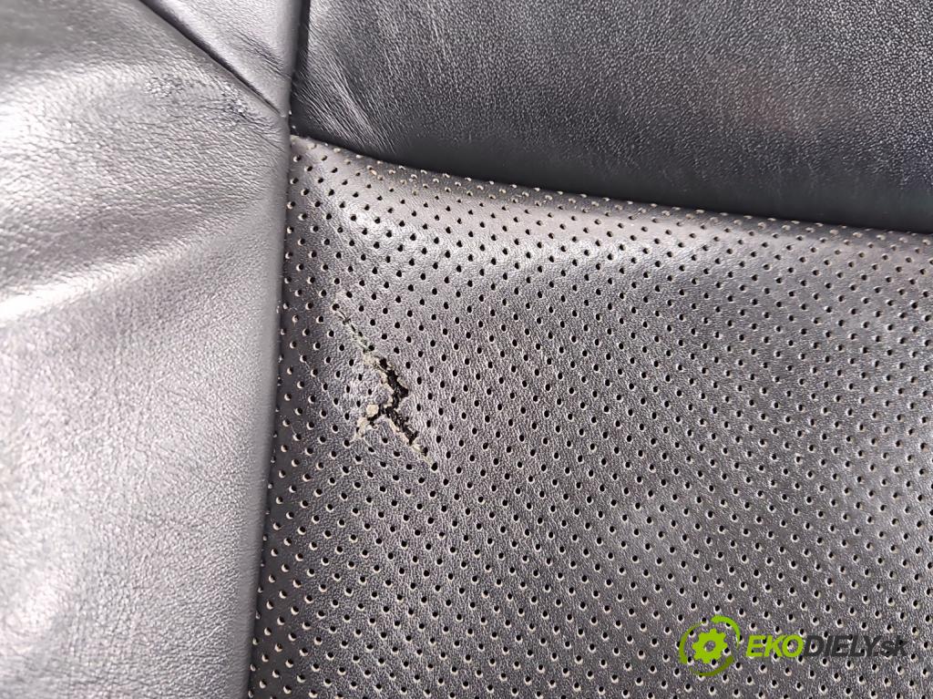 Jeep Grand Cherokee WK2 IV 2010-2021 3.0 CRD 241KM automatic 177 kW 2987 cm3 5- Sedačka pravý  (Sedadlo)