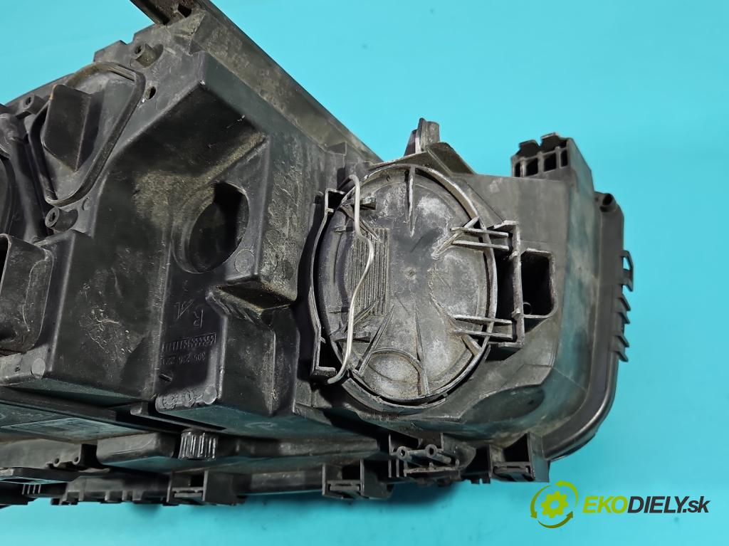 Bmw X3 E83 2003-2010 2.0d 150 hp manual 110 kW 1995 cm3 5- světlo pravý 7162196 (Pravé přední světlo)